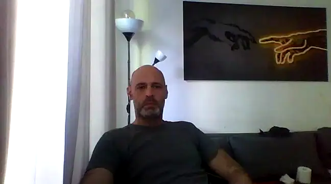 Avamereandmikel online show from 12/26/24, 11:21