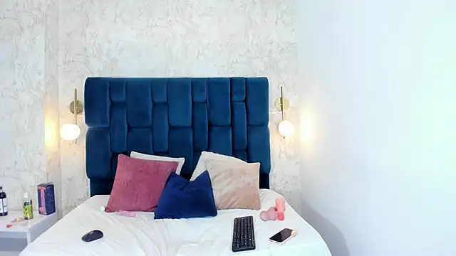 victoriamoon-01 online show from 01/11/25, 10:18