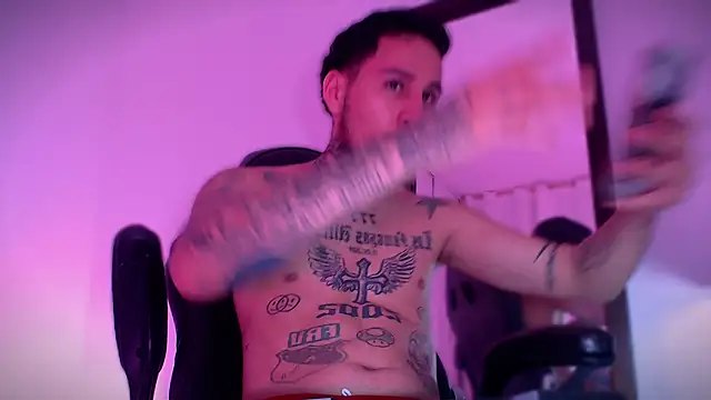 Snapshot of Junihn0 chatting on 09/23/25, 08:56 Junihn0 online show from 09/23/25, 08:56