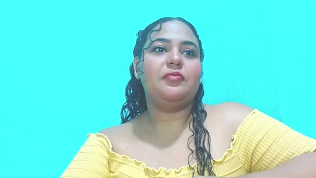 Snapshot of emyli_23 chatting on 03/21/25, 10:50 emyli 23 online show from 03/21/25, 10:50