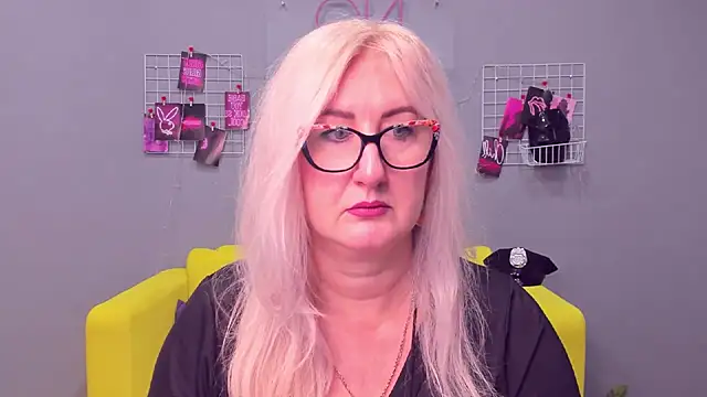 ChristyBrooks online show from 12/30/24, 10:21