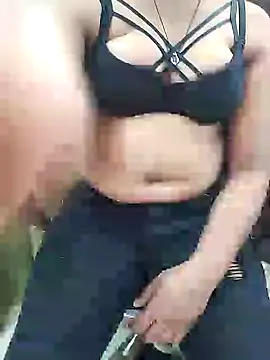 Snapshot of Cute-Anamika50 chatting on 12/22/24, 05:23 Cute-Anamika50 online show from 12/22/24, 05:23