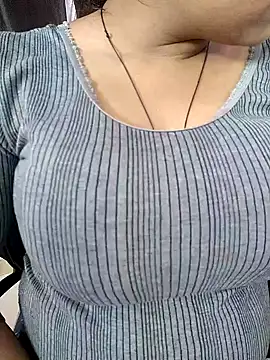 Snapshot of Cute-Anamika50 chatting on 02/15/25, 07:16 Cute-Anamika50 online show from 02/15/25, 07:16