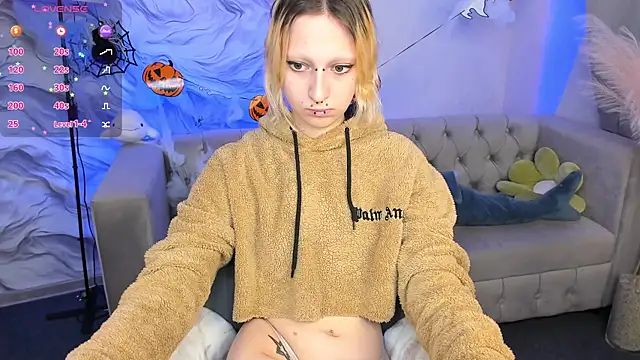 Snapshot of Lexy-Woorhez chatting on 10/28/25, 11:36 Lexy-Woorhez online show from 10/28/25, 11:36