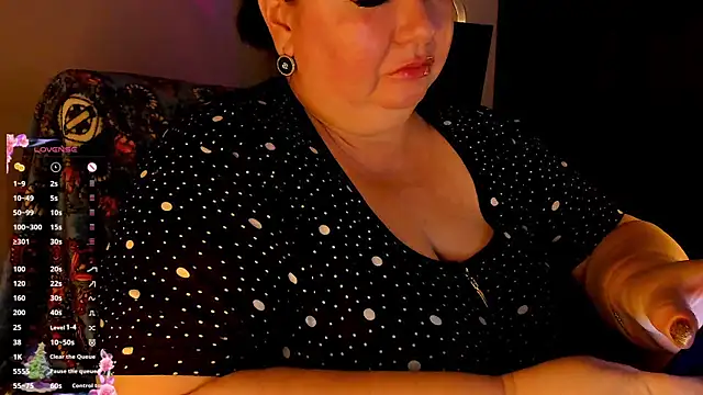 Snapshot of SexxyDreams1 chatting on 12/13/24, 05:16 SexxyDreams1 online show from 12/13/24, 05:16