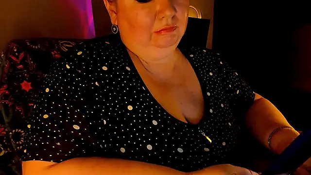 Snapshot of SexxyDreams1 chatting on 12/14/24, 09:40 SexxyDreams1 online show from 12/14/24, 09:40