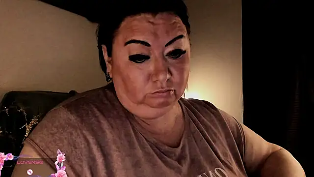 SexxyDreams1 online show from 09/21/25, 03:41