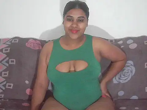 Snapshot of XIndian_Butterfly4uX chatting on 10/11/25, 09:46 XIndian Butterfly4uX online show from 10/11/25, 09:46