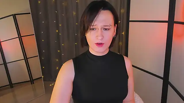 Nicole Cidman online show from 02/18/25, 11:00