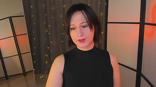 Nicole Cidman online show from 02/18/25, 02:06
