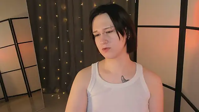 Nicole Cidman online show from 02/19/25, 02:01