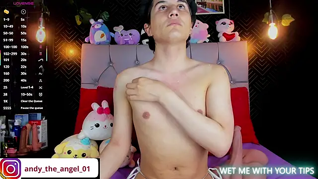 Snapshot of andy_angell1 chatting on 09/13/25, 03:28 andy angell1 online show from 09/13/25, 03:28