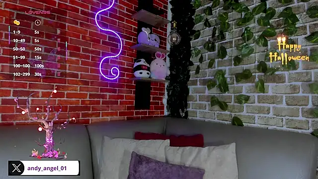 Snapshot of andy_angell1 chatting on 10/27/25, 10:19 andy angell1 online show from 10/27/25, 10:19