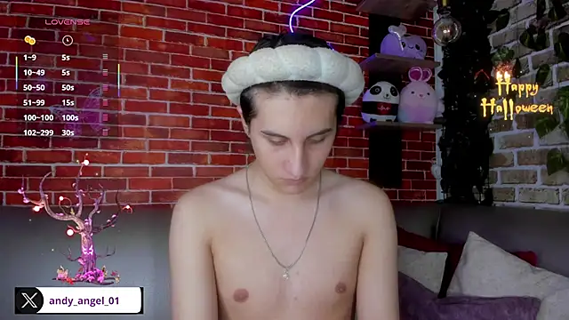 Snapshot of andy_angell1 chatting on 10/30/25, 01:23 andy angell1 online show from 10/30/25, 01:23