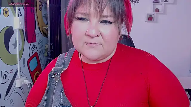 Snapshot of julieta_733 chatting on 01/18/25, 12:02 julieta 733 online show from 01/18/25, 12:02