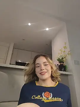 NicoleCut online show from 05/25/26, 09:04