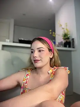 NicoleCut online show from 06/13/26, 11:24