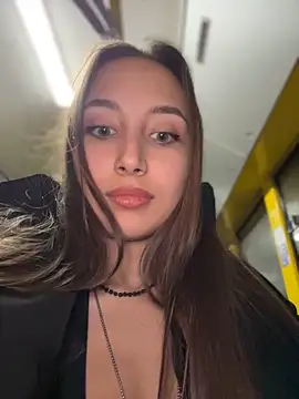 Snapshot of VelvetVixenI chatting on 11/24/25, 07:13 VelvetVixenI online show from 11/24/25, 07:13