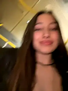 Snapshot of VelvetVixenI chatting on 12/05/25, 07:32 VelvetVixenI online show from 12/05/25, 07:32