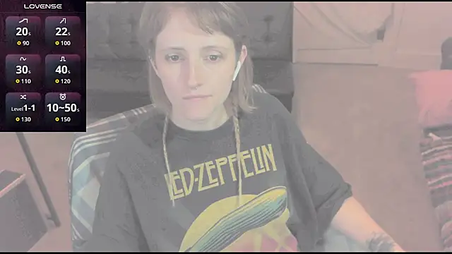  hellostormy  online show from 08/05/26, 02:53