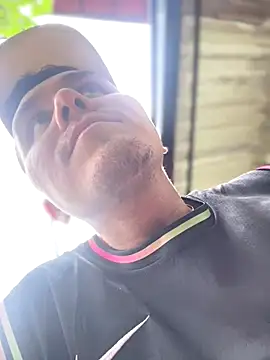 adam-rivera online show from 11/05/25, 06:19