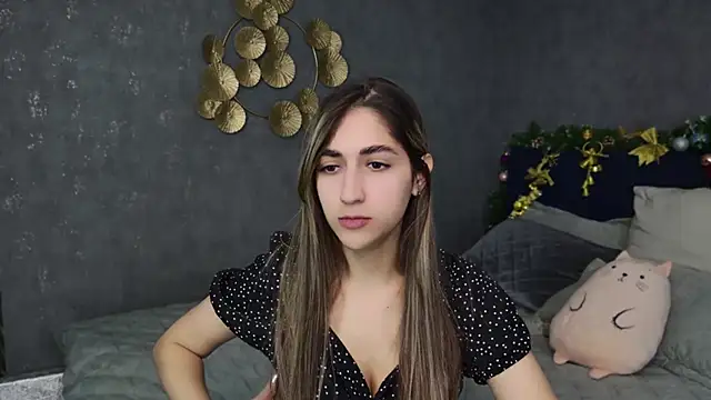 Teresa Stane online show from 12/30/24, 05:37