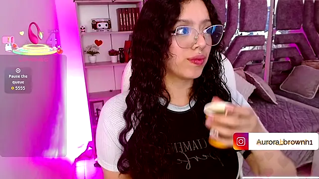 Aurora Brownn online show from 11/06/25, 04:46