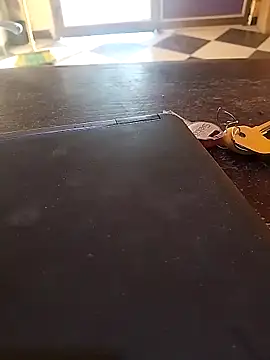 Snapshot of ahme_bebo chatting on 11/21/25, 12:48 ahme bebo online show from 11/21/25, 12:48