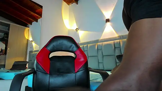 JEFFREY COTTOM online show from 01/27/25, 07:03