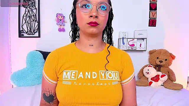 Mari Sweett online show from 01/18/25, 01:08