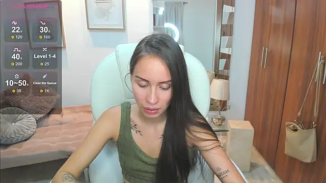 Snapshot of kiim_sweett chatting on 01/03/25, 02:51 kiim sweett online show from 01/03/25, 02:51