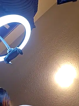 Snapshot of PeakabumPromo chatting on 02/26/25, 10:31 PeakabumPromo online show from 02/26/25, 10:31