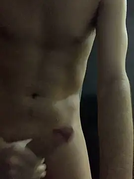 thguinho13 online show from 12/12/24, 05:31