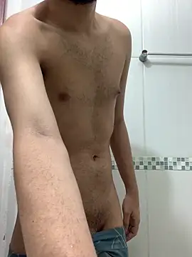 thguinho13 online show from 10/24/25, 08:05