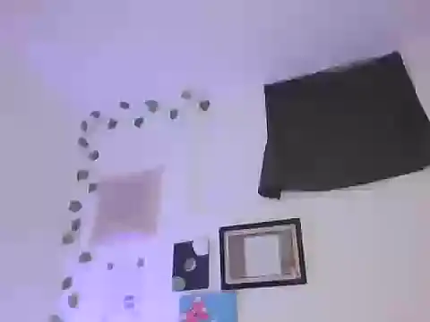 Melody200420 online show from 10/05/25, 12:20