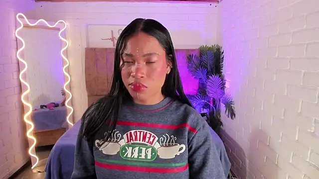 penelope tay1 online show from 10/17/25, 03:31