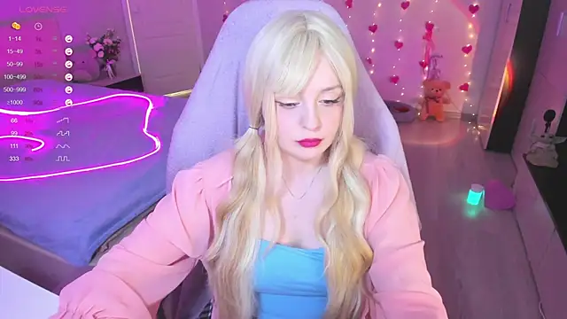 Amy honey angel online show from 03/18/25, 12:47