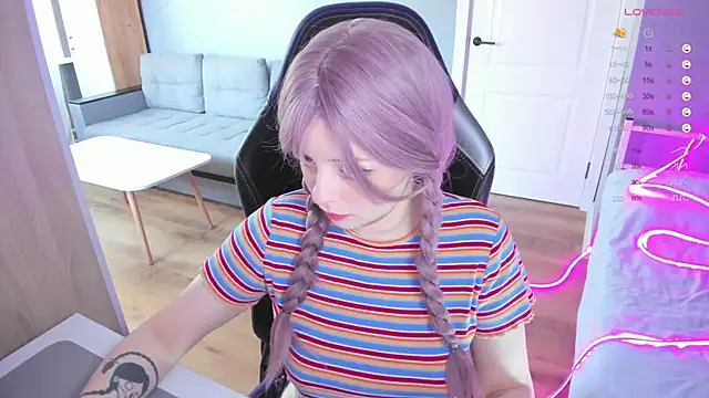 Amy honey angel online show from 10/03/25, 10:23