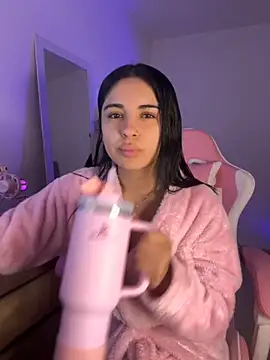 Emily-14 online show from 09/15/25, 12:43