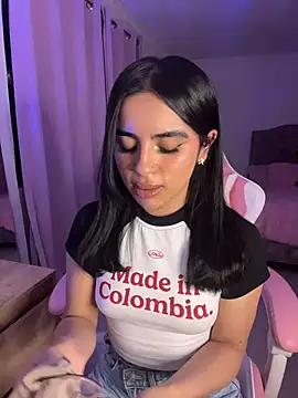 Emily-14 online show from 06/13/26, 01:47
