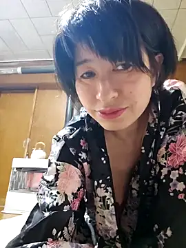morikawa sayaka online show from 12/31/24, 02:40