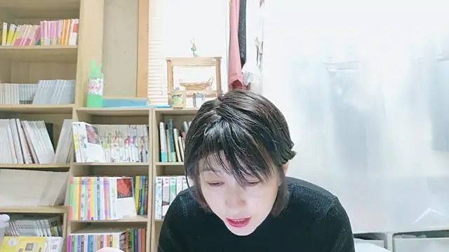Snapshot of morikawa_sayaka chatting on 01/05/26, 11:41 morikawa sayaka online show from 01/05/26, 11:41