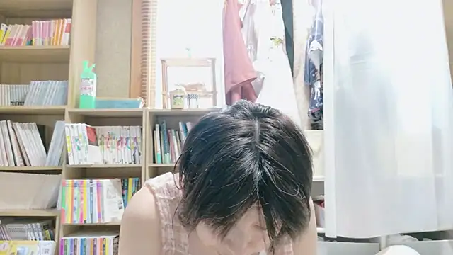 Snapshot of morikawa_sayaka chatting on 01/11/26, 11:43 morikawa sayaka online show from 01/11/26, 11:43