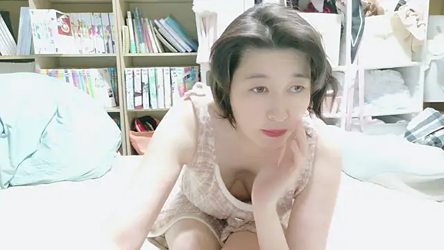 Snapshot of morikawa_sayaka chatting on 03/27/26, 12:27 morikawa sayaka online show from 03/27/26, 12:27