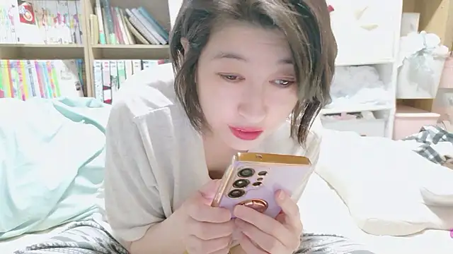 Snapshot of morikawa_sayaka chatting on 04/05/26, 11:35 morikawa sayaka online show from 04/05/26, 11:35
