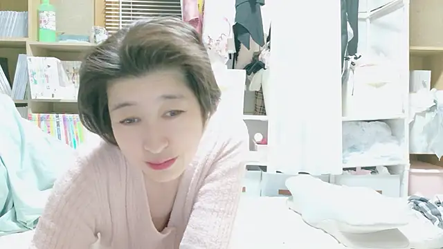 Snapshot of morikawa_sayaka chatting on 04/19/26, 12:59 morikawa sayaka online show from 04/19/26, 12:59