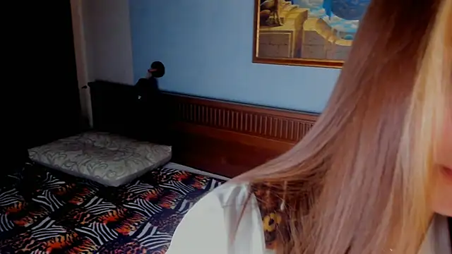 FalineDowlen online show from 02/17/25, 04:20