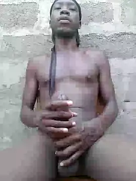 Snapshot of GOLDEN_HQUR chatting on 01/14/25, 12:45 GOLDEN HQUR online show from 01/14/25, 12:45