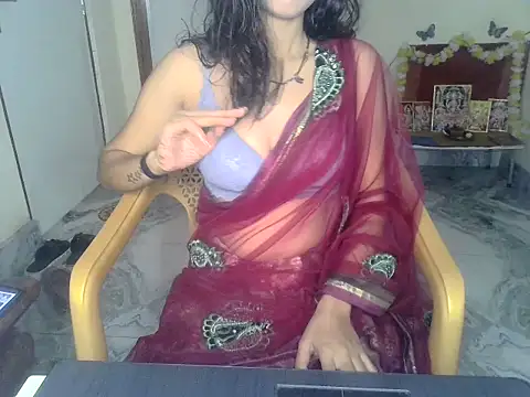 Snapshot of diyayourdil chatting on 10/29/25, 05:20 diyayourdil online show from 10/29/25, 05:20