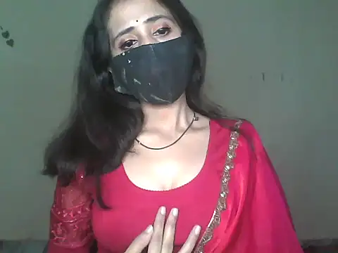 Snapshot of diyayourdil chatting on 11/24/25, 06:35 diyayourdil online show from 11/24/25, 06:35